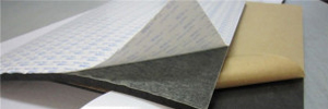 colle-mousse-feuille-pouce