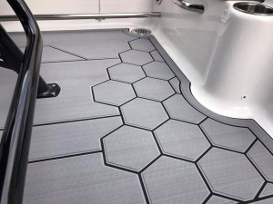 Marine Flooring with Master Rib
